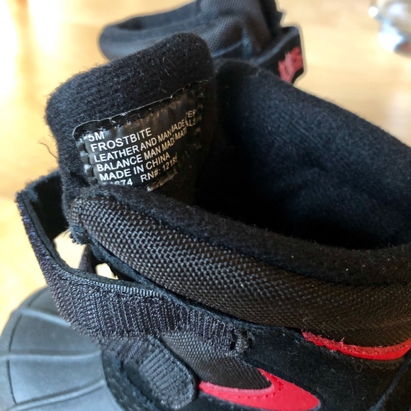 Totes Kids Frostbite Winter Boots Size 5 - Picture 3 of 4